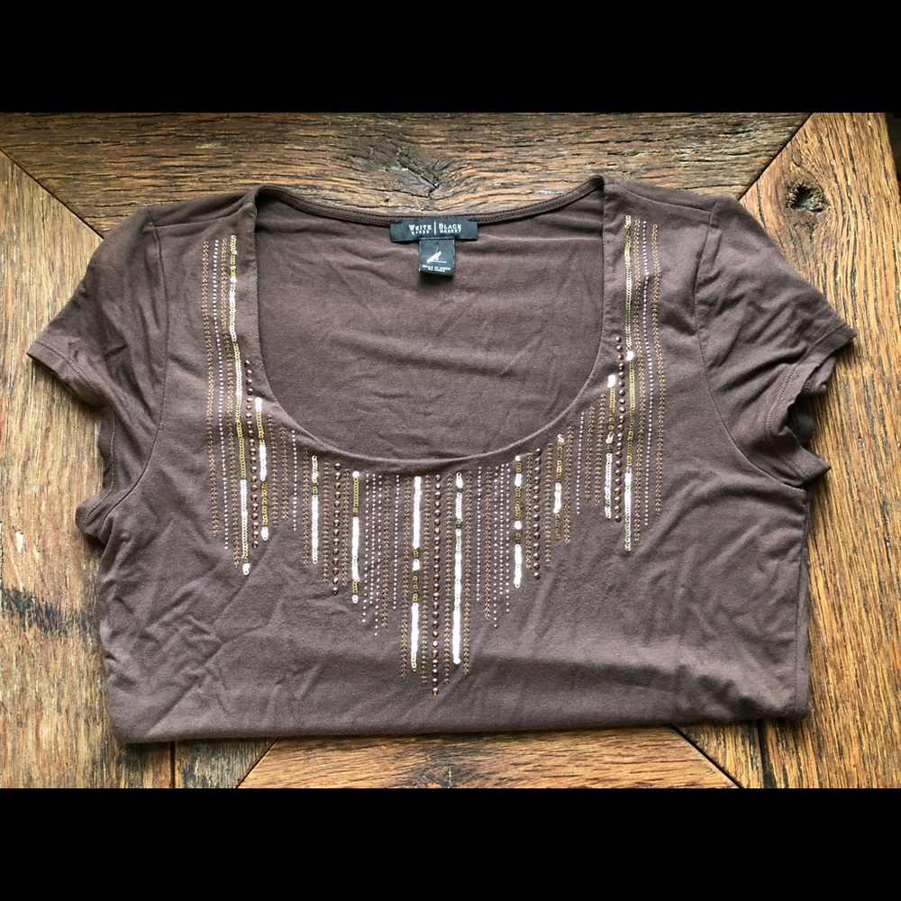 SEQUINED T SHIRT WHITE HOUSE BLACK MARKET